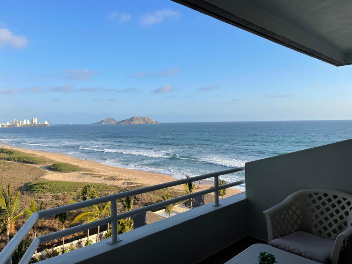 A Pie De Playa Con Hermosa Vista By G P S Rentas Mazatlan Exterior photo